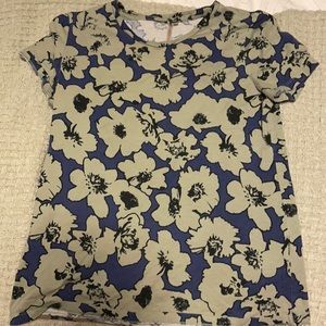 XS Banana Republic shirt